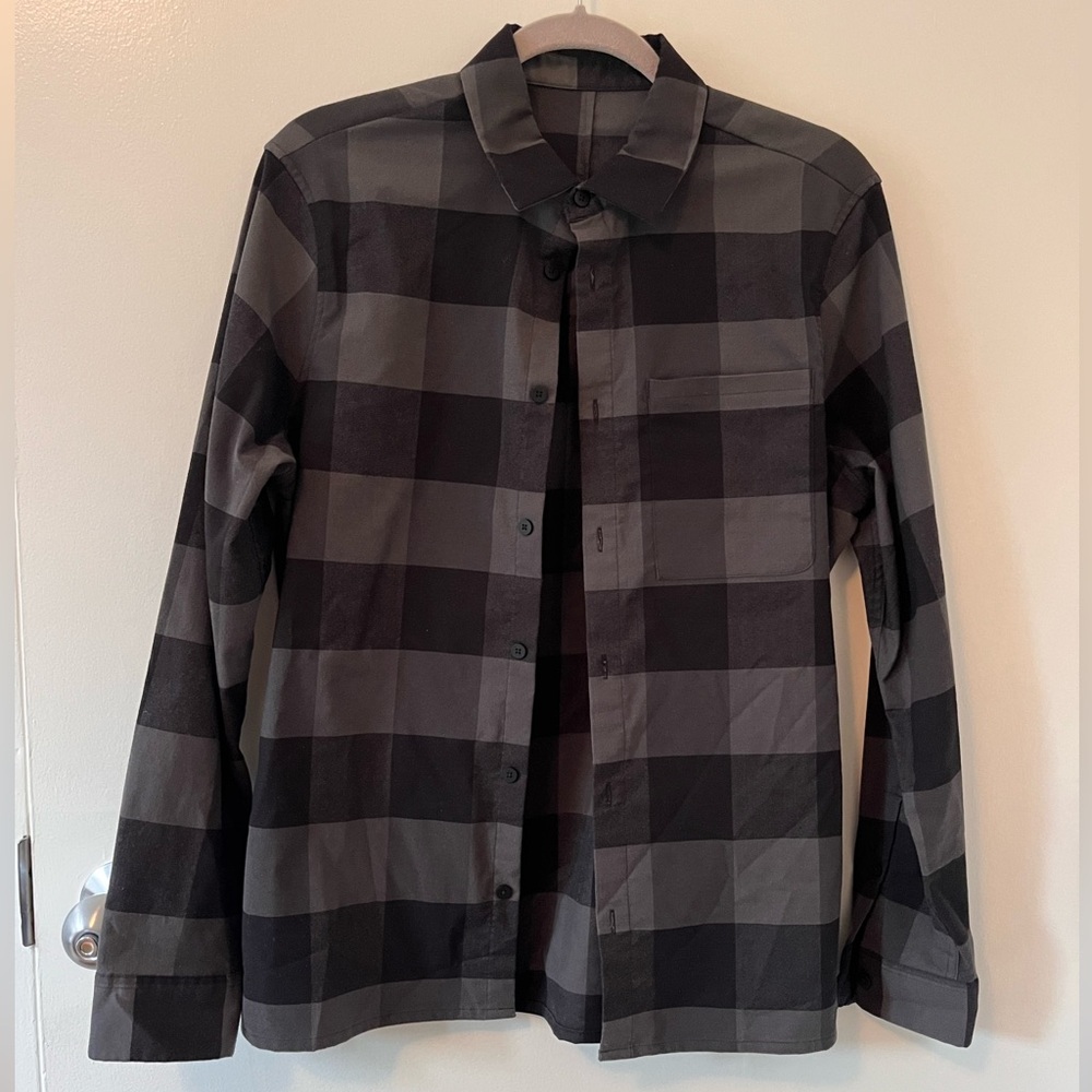 Lululemon Mason’s Peak Gray Black Plaid Flannel Button-Up Shirt Men’s Size M
